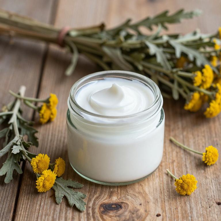 artemisia absinthium cream