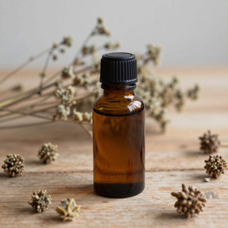 cimicifuga racemosa essential oil