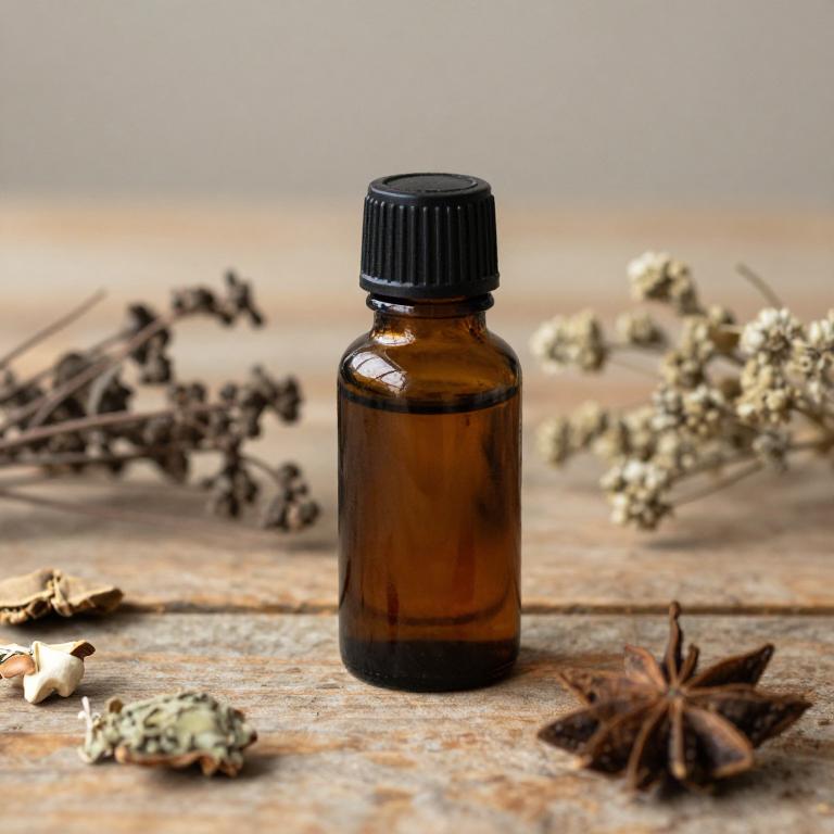 cinnamomum camphora essential oil