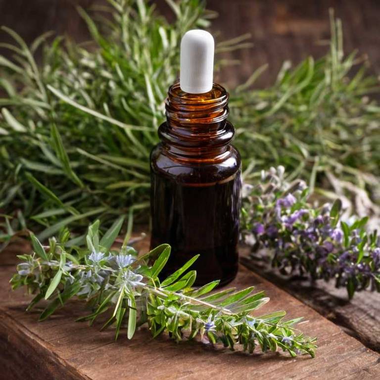 herbal tinctures for cracked-heels Melaleuca alternifolia